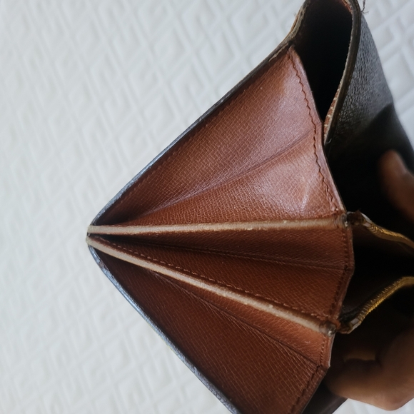 Louis Vuitton Monogram Brown Wallet - Picture 11 of 11